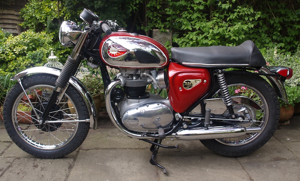 BSA A65L - British Classic Motorcycles