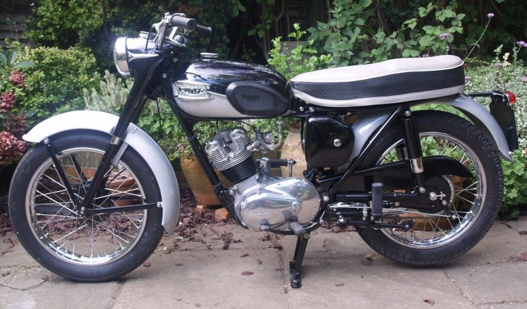 Triumph Tiger Cub - British Classic Motorcycles